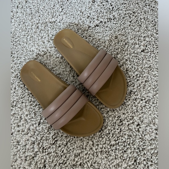 beatrice valenzuela sandalia in mushroom - Picture 11 of 11